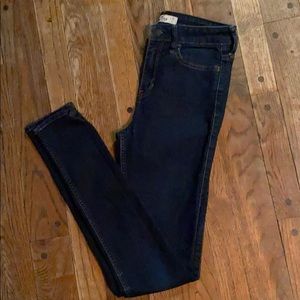 Dark Hollister skinny jeans